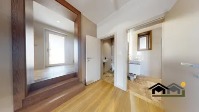 Na predaj 6-izbový dom, 209 m², Nitra, Hornozoborská