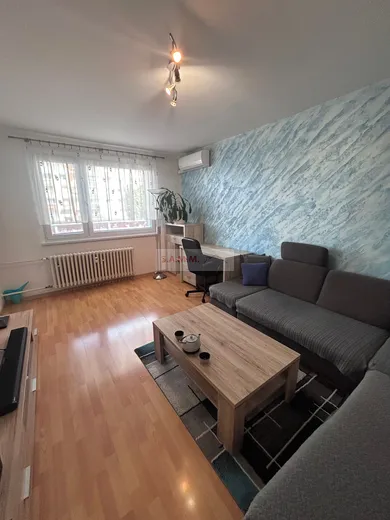 Mieszkania na wynajem, 2-pokojowe, Bratislava-Vrakuňa · €720