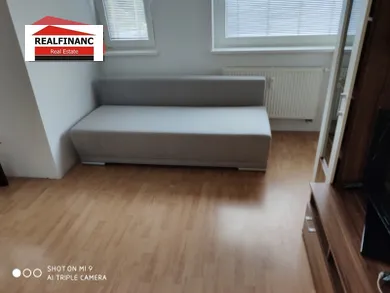Na prenájom 1-izbový byt, 38 m², Trnava, T.Vansovej 4/A