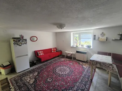 Na predaj 3-izbový dom, 68 m², Heľpa