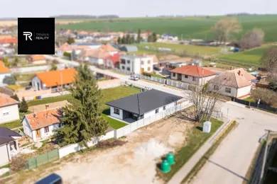 Na predaj dom, 115 m², Šurianky