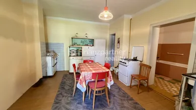 Na predaj 3-izbový dom, 150 m², Horné Saliby