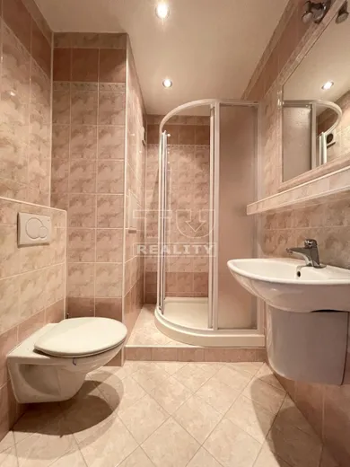 Na predaj 1-izbový byt, 19 m², Bratislava-Ružinov