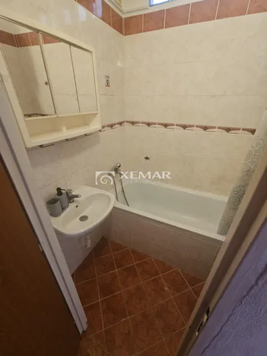 Na prenájom 2-izbový byt, 55 m², Banská Bystrica