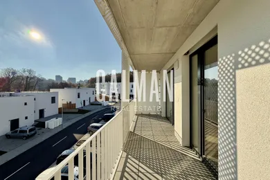 Na predaj 2-izbový byt, 42 m², Bratislava-Dúbravka, Agátova