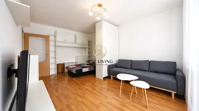 Na prenájom 1-izbový byt, 37 m², Púchov, Moravská