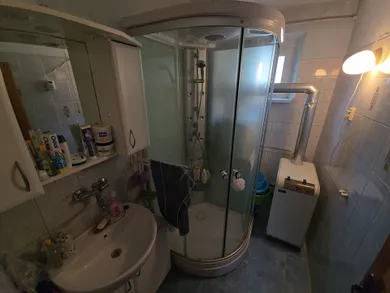 Na predaj 4-izbový dom, 180 m², Slovenské Pravno