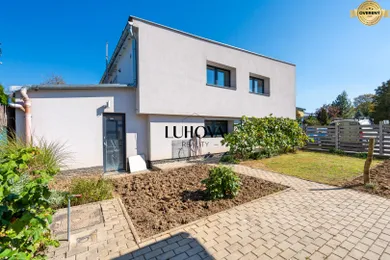 Na predaj dom, 161 m², Púchov, Komenského