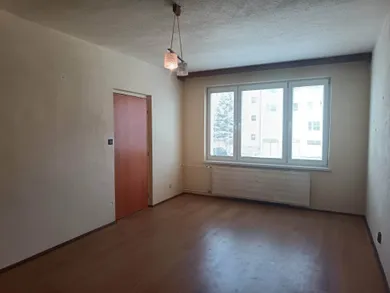 Na predaj 2-izbový byt, 64 m², Závadka nad Hronom, Paseka