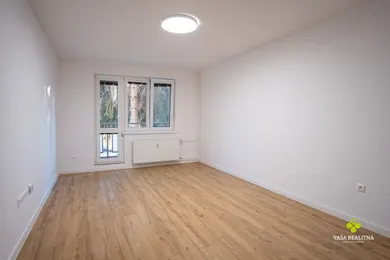 Na prenájom 2-izbový byt, 55 m², Prievidza, Šumperská