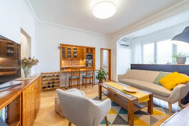 Na prenájom 3-izbový byt, 69 m², Bratislava-Nové Mesto, Račianska