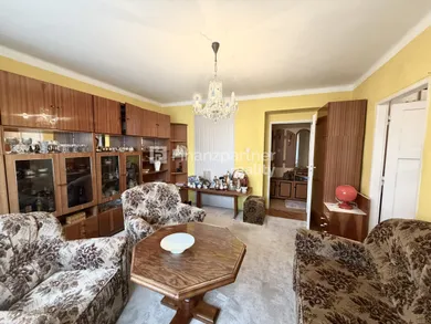 Квартиры на продажу, 3-комнатные, Stropkov · €71 990