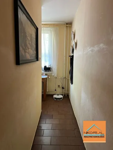 Na predaj 2-izbový byt, 53 m², Bratislava-Petržalka, A. Gwerkovej