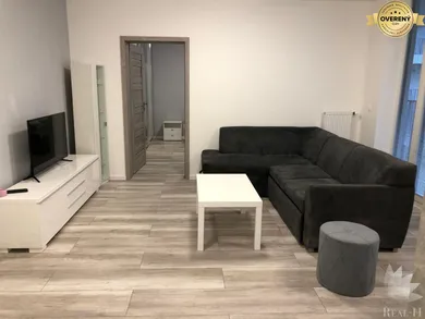 Na predaj 2-izbový byt, 52 m², Bratislava-Ružinov, Nevädzová