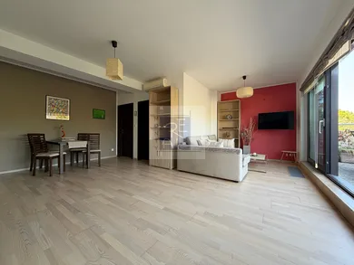 Na prenájom 2-izbový byt, 60 m², Nitra, Podzámska