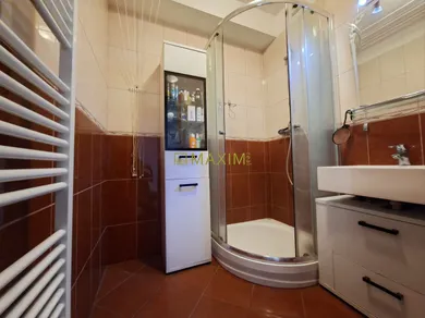 Na predaj 1-izbový byt, 32 m², Bratislava-Podunajské Biskupice