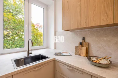 Na predaj 3-izbový byt, 77 m², Bratislava-Staré Mesto, Benediktiho