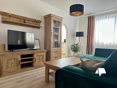 Eladó lakások, 3-szobás, Zlaté Moravce · €148 000