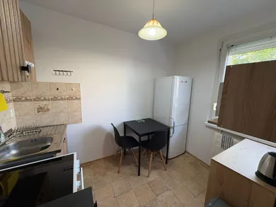 Na prenájom 1-izbový byt, 29 m², Dunajská Streda, Dunajská