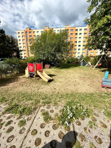 Na prenájom objekt, 230 m², Banská Bystrica