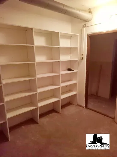 Na predaj 3-izbový byt, 60 m², Veľký Meder, Ružová