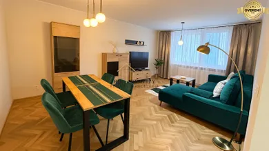 Na predaj 2-izbový byt, 67 m², Levice