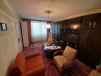Na predaj 2-izbový byt, 65 m², Štúrovo, Svätého Štefana