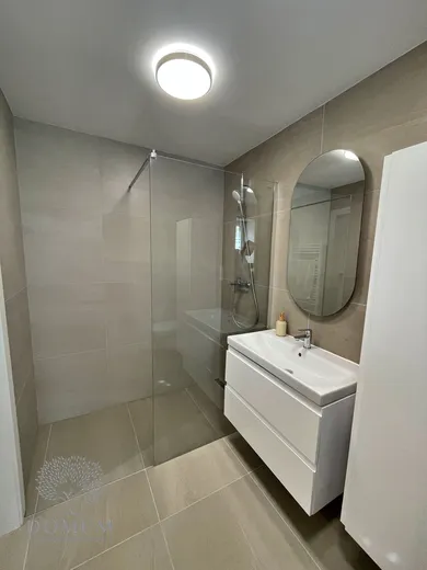 Na prenájom 2-izbový byt, 67 m², Nové Mesto nad Váhom, J. Kollára