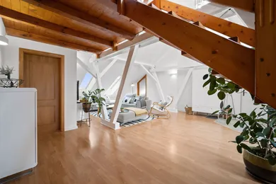 Na predaj 4-izbový byt, 149 m², Bratislava-Staré Mesto, Björnsonova