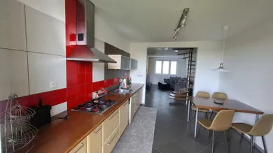 Na predaj 3-izbový byt, 81 m², Ivanka pri Dunaji, Dobšinského