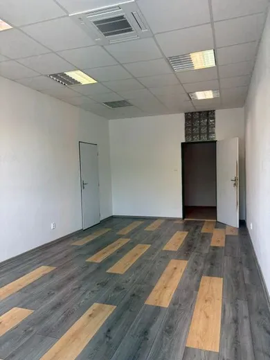 Komerčné priestory na prenájom, Košice-Juh · €242