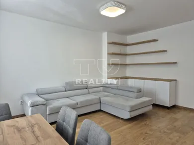 Na predaj 2-izbový byt, 57 m², Považská Bystrica