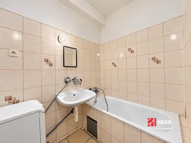 Na predaj 2-izbový byt, 34 m², Bratislava-Ružinov, Vlčie hrdlo