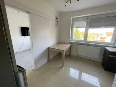Na predaj 3-izbový byt, 62 m², Hurbanovo, Nová