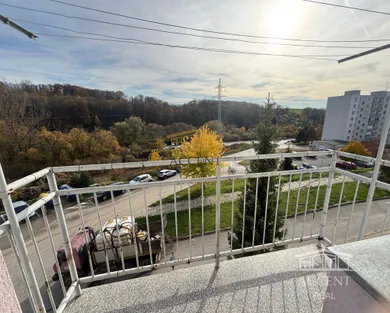 Na predaj 2-izbový byt, 53 m², Trenčín