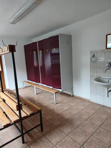 Na prenájom komerčné, Zvolen, Hronská