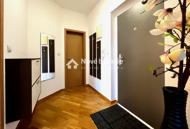 Na prenájom 2-izbový byt, 43 m², Bratislava-Nové Mesto, Sliačska