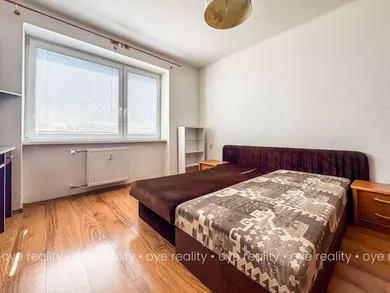 Na predaj 2-izbový byt, 60 m², Komárno, Zváračská ul.