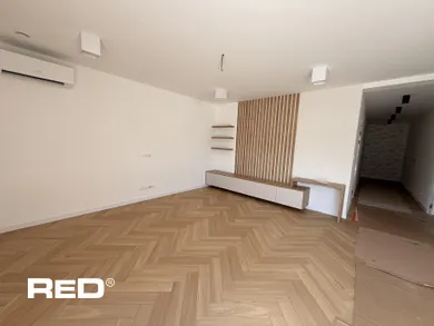 Na prenájom 4-izbový dom, 130 m², Mojš