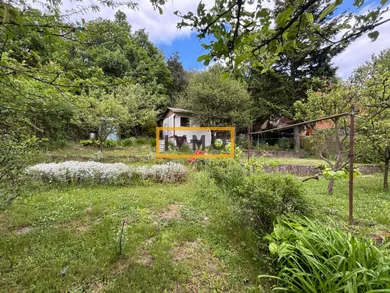 Eladó telkek, Bratislava-Dúbravka · €129 900