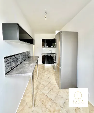 Na prenájom 3-izbový byt, 67 m², Bratislava-Petržalka, Šustekova