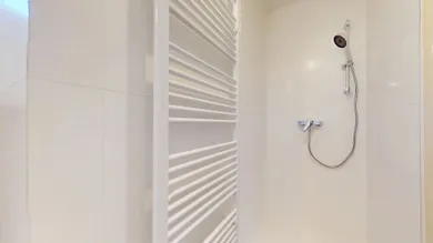 Na predaj 1-izbový dom, 170 m², Trnava, Parašutistov