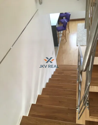 Na prenájom 3-izbový byt, 150 m², Banská Bystrica, Rudlovská cesta