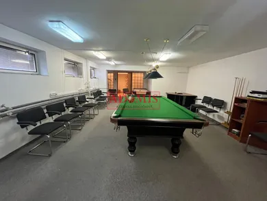 Na prenájom komerčné, 150 m², Košice-Staré Mesto, Moyzesova
