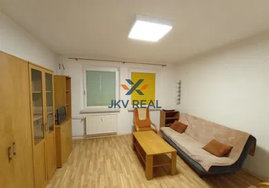 Mieszkania na wynajem, 2-pokojowe, Žilina · €530