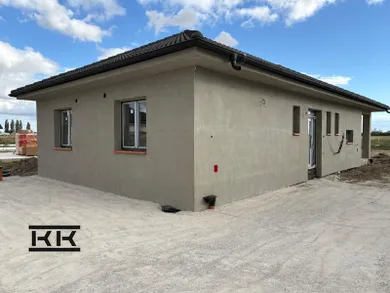 Na predaj 4-izbový dom, 99 m², Topoľnica