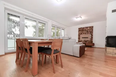 Na prenájom 5-izbový byt, 160 m², Bratislava-Staré Mesto, Vlčková