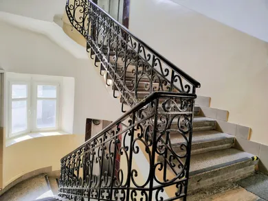 Комерційні приміщення в оренду, Bratislava-Staré Mesto · €1 395