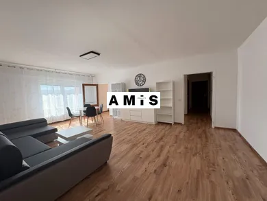 Mieszkania na wynajem, 2-pokojowe, Piešťany · €690