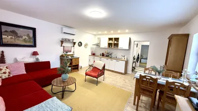 Na predaj dom, 80 m², -